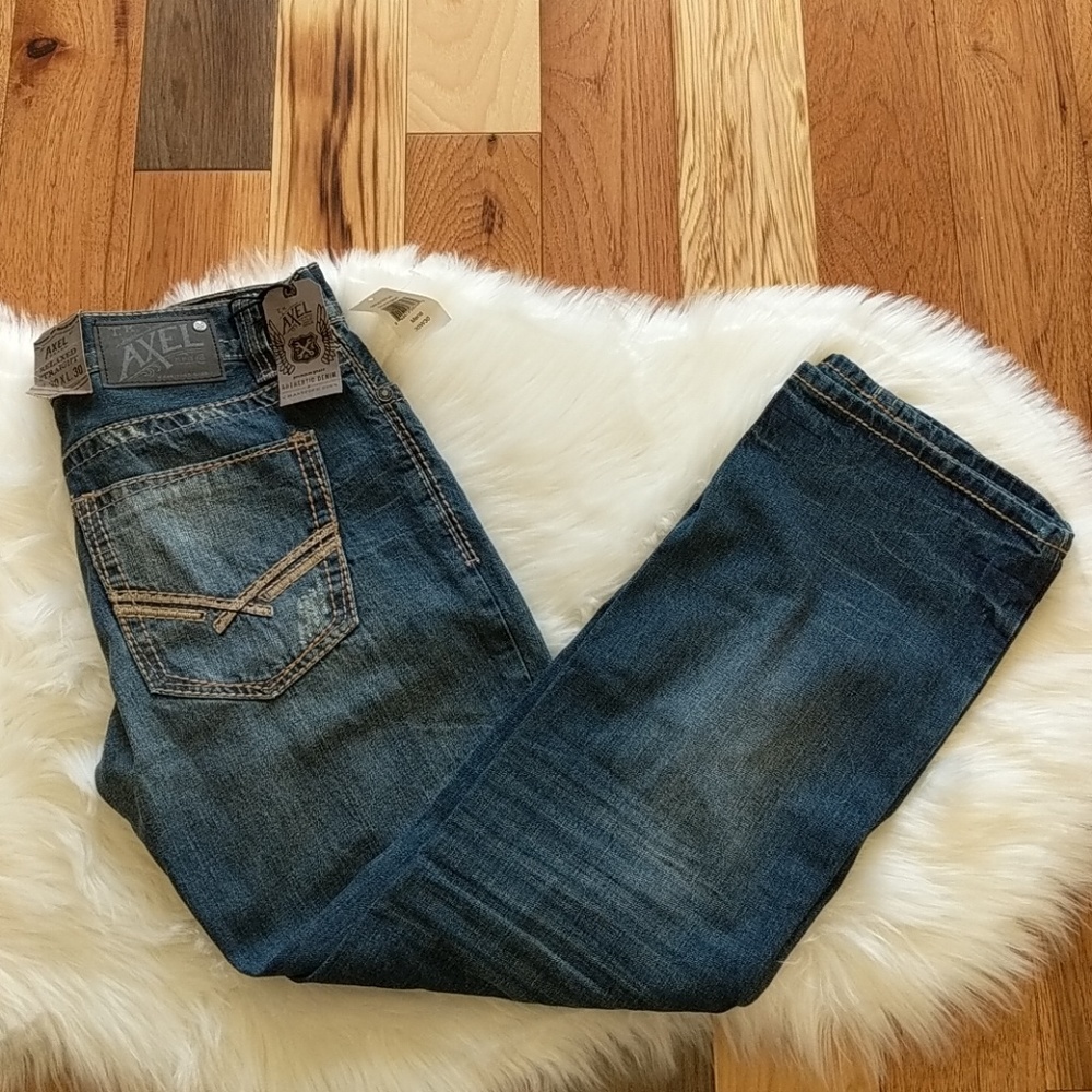 Axel Relaxed Straight Jeans
